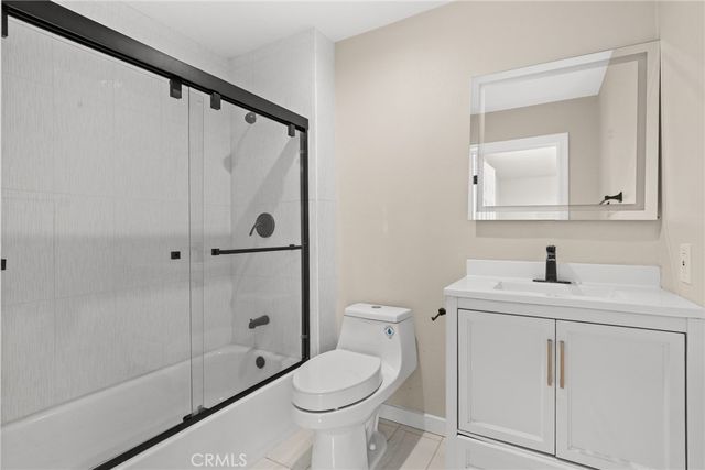 15032 S Mariposa Avenue, Gardena, CA 90247