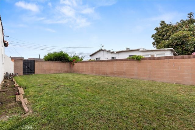 15032 S Mariposa Avenue, Gardena, CA 90247