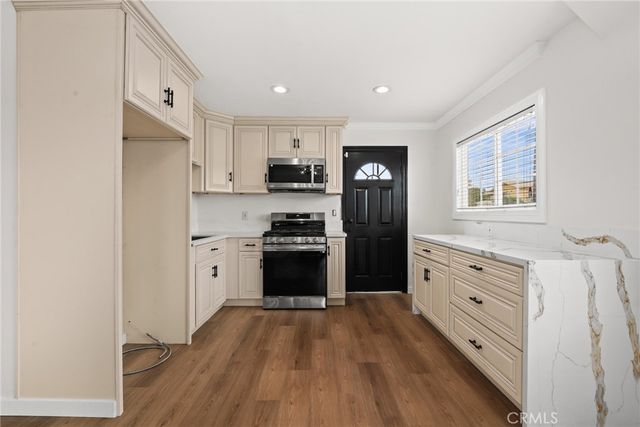 15032 S Mariposa Avenue, Gardena, CA 90247