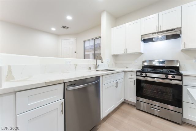 3645 Remington Grove Avenue, North Las Vegas, NV 89081