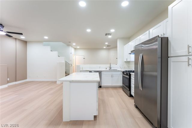 3645 Remington Grove Avenue, North Las Vegas, NV 89081