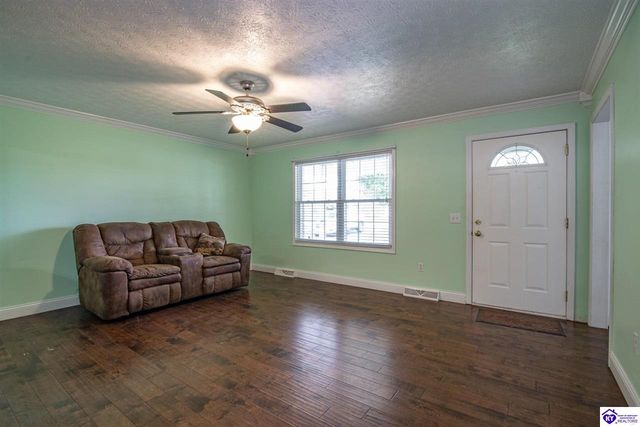 1984 Mt Tabor Road, Buffalo, KY 42716