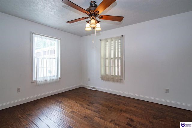 1984 Mt Tabor Road, Buffalo, KY 42716