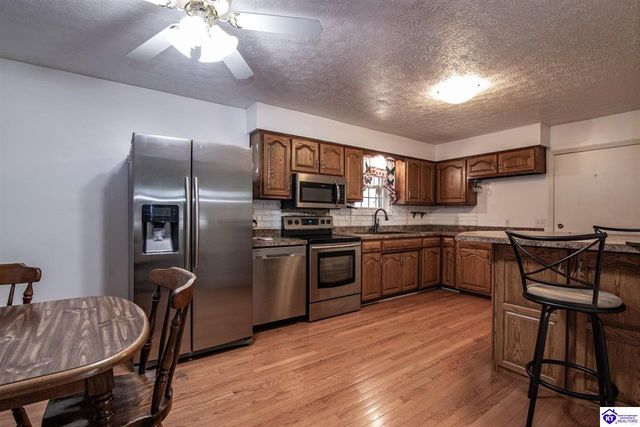 1984 Mt Tabor Road, Buffalo, KY 42716