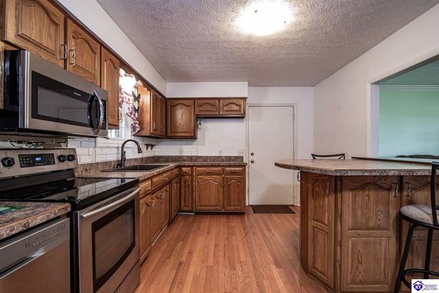 1984 Mt Tabor Road, Buffalo, KY 42716
