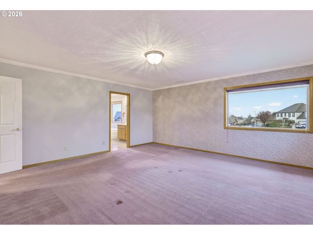 2277 Sw NANCY Pl, Gresham, OR 97080