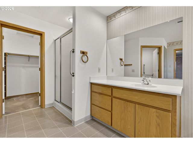 2277 Sw NANCY Pl, Gresham, OR 97080