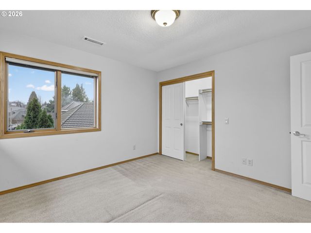 2277 Sw NANCY Pl, Gresham, OR 97080