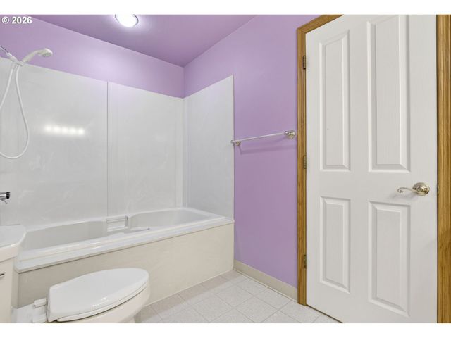 2277 Sw NANCY Pl, Gresham, OR 97080