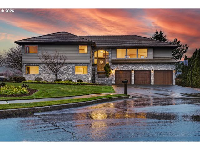 2277 Sw NANCY Pl, Gresham, OR 97080