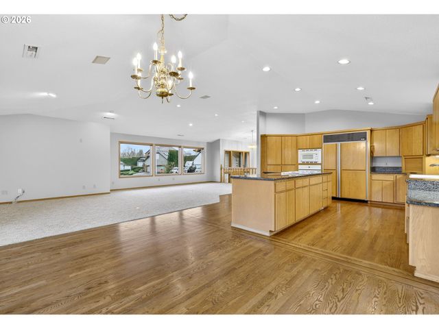 2277 Sw NANCY Pl, Gresham, OR 97080