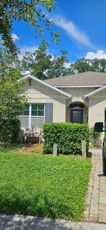 301 CHARLES DRIVE, Deland, FL 32724
