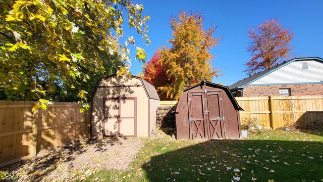 6932 Turnberry Way, Indianapolis, IN 46237