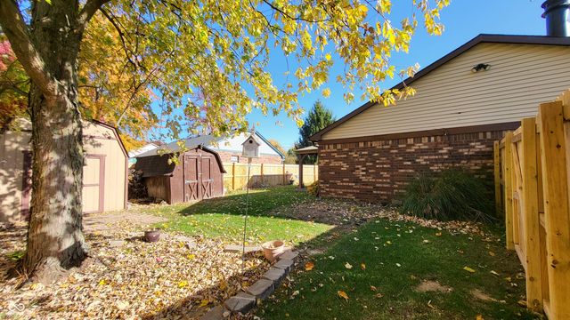 6932 Turnberry Way, Indianapolis, IN 46237