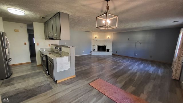 6932 Turnberry Way, Indianapolis, IN 46237