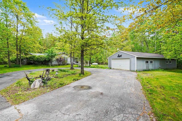 6954 Magruder Road, Beaverton, MI 48612