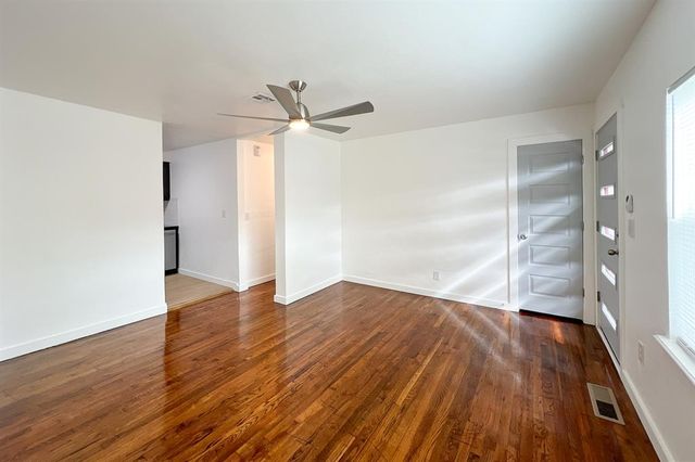 909 SW 48th Street, Oklahoma City, OK 73109