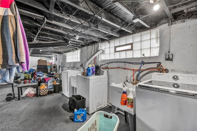 3274 E 123rd Street, Cleveland, OH 44120