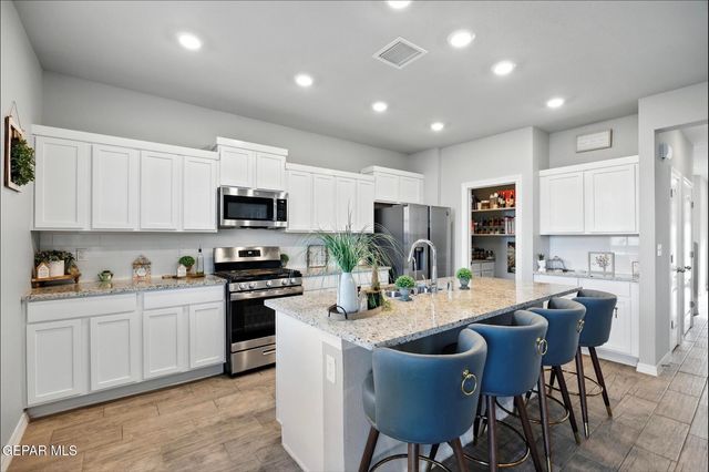 532 PASEO MUSICAL Street, El Paso, TX 79928