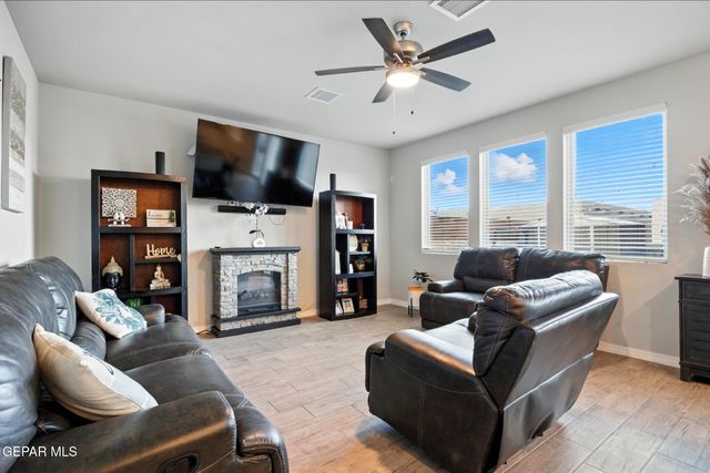 532 PASEO MUSICAL Street, El Paso, TX 79928