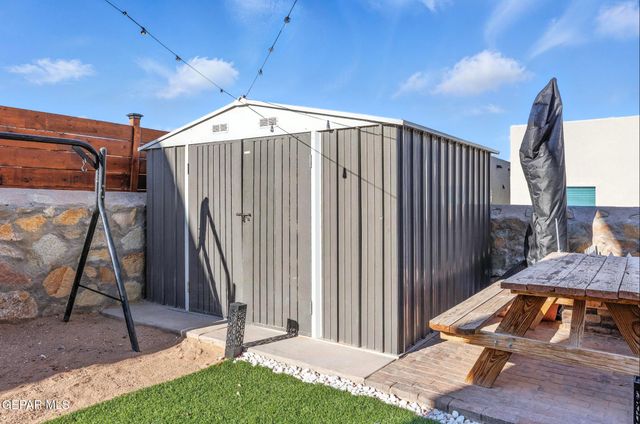 532 PASEO MUSICAL Street, El Paso, TX 79928