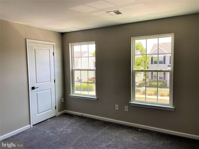 122 GARRETT LN, Gilbertsville, PA 19525