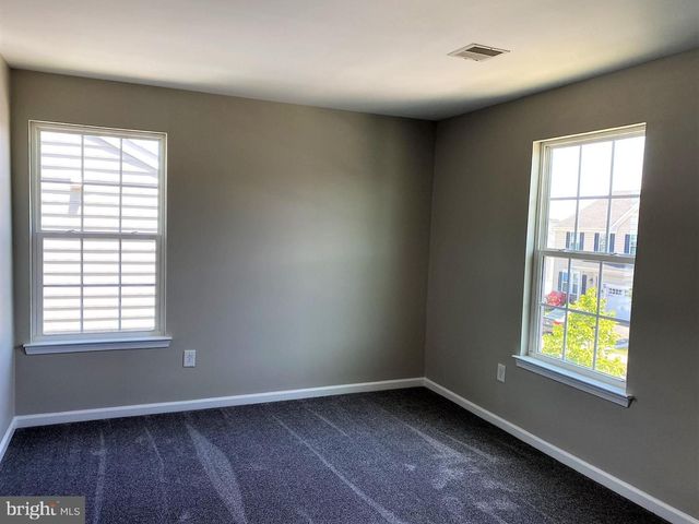 122 GARRETT LN, Gilbertsville, PA 19525