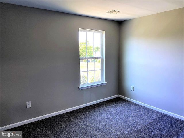 122 GARRETT LN, Gilbertsville, PA 19525