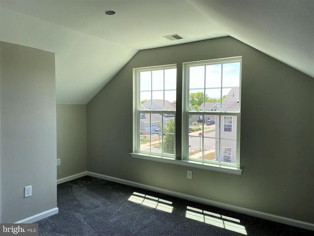 122 GARRETT LN, Gilbertsville, PA 19525