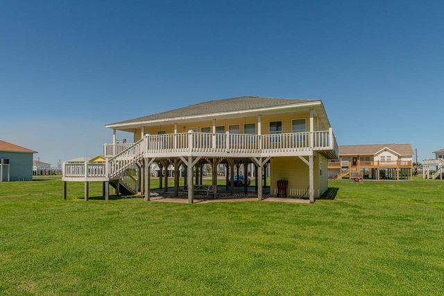3520 Hannas Reef, Crystal Beach, TX 77650