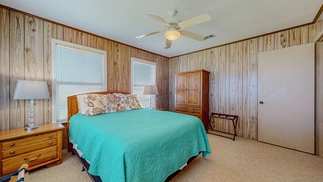 3520 Hannas Reef, Crystal Beach, TX 77650