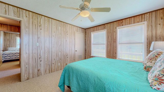 3520 Hannas Reef, Crystal Beach, TX 77650