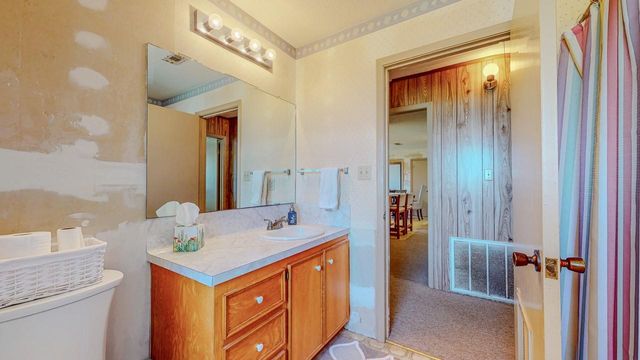 3520 Hannas Reef, Crystal Beach, TX 77650