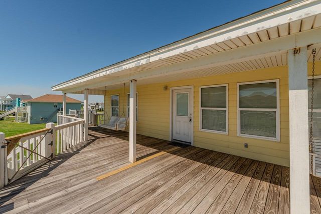3520 Hannas Reef, Crystal Beach, TX 77650
