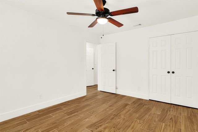 300 Hilltop Avenue A, Richardson, TX 75081