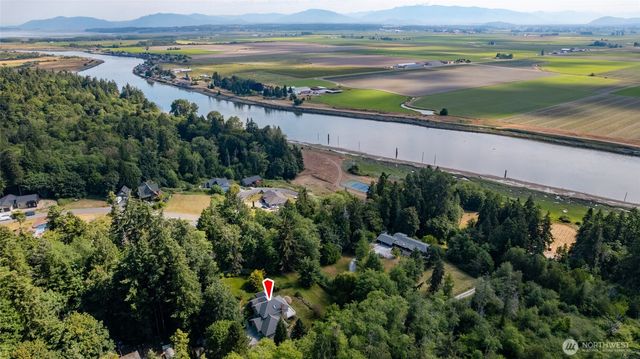 11243 Garland Lane, La Conner, WA 98257