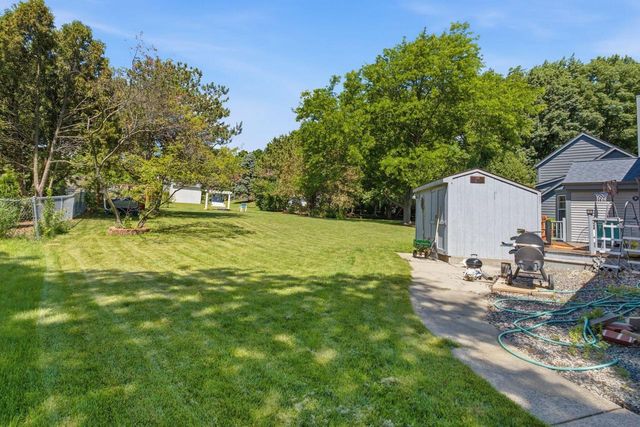 1232 Cavalier DRIVE, Waukesha, WI 53186