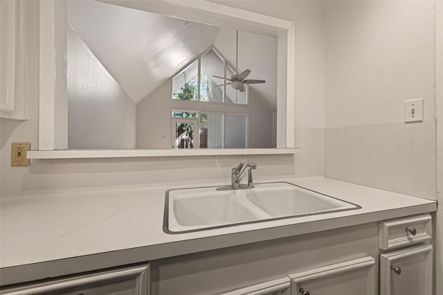 615 Kipling Street 5, Houston, TX 77006