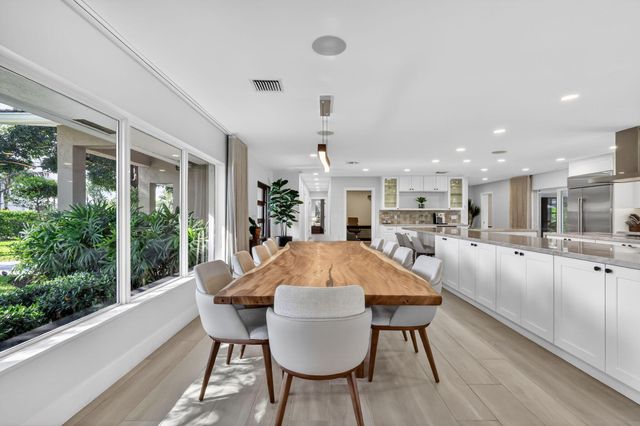 937 SW 34th Court, Boynton Beach, FL 33435