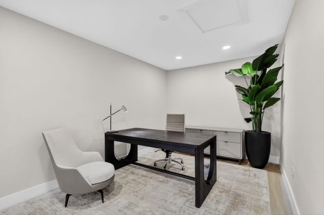 937 SW 34th Court, Boynton Beach, FL 33435