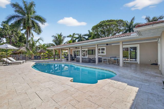 937 SW 34th Court, Boynton Beach, FL 33435