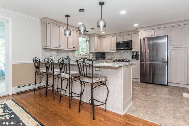 744 KLECKNER RD, Bensalem, PA 19020