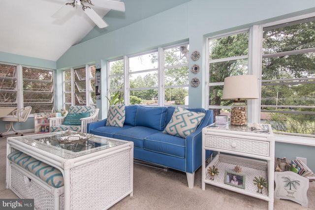744 KLECKNER RD, Bensalem, PA 19020