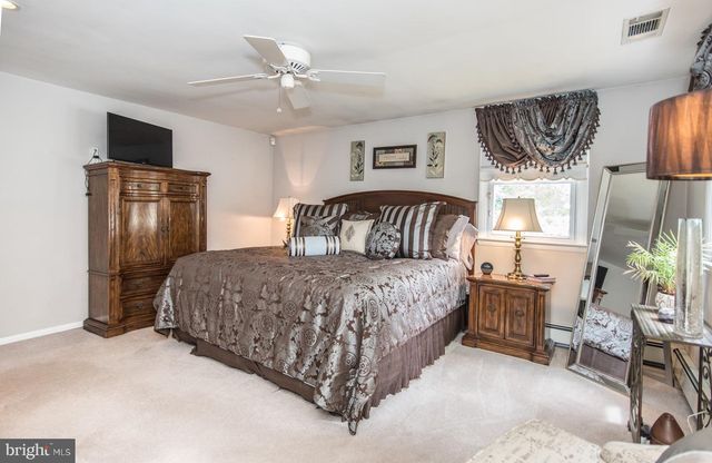 744 KLECKNER RD, Bensalem, PA 19020