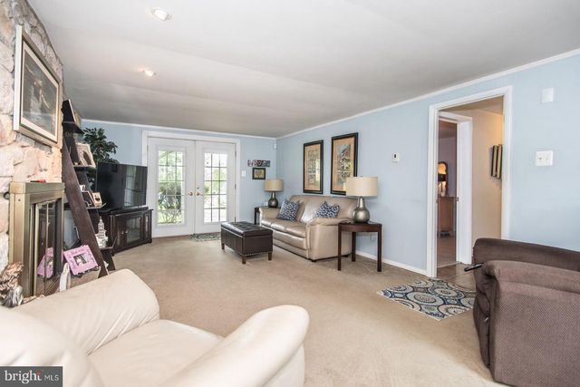 744 KLECKNER RD, Bensalem, PA 19020