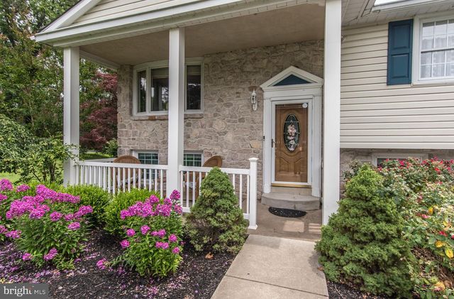 744 KLECKNER RD, Bensalem, PA 19020