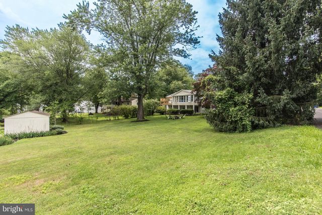 744 KLECKNER RD, Bensalem, PA 19020