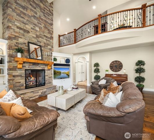 23233 257th Avenue SE, Maple Valley, WA 98038