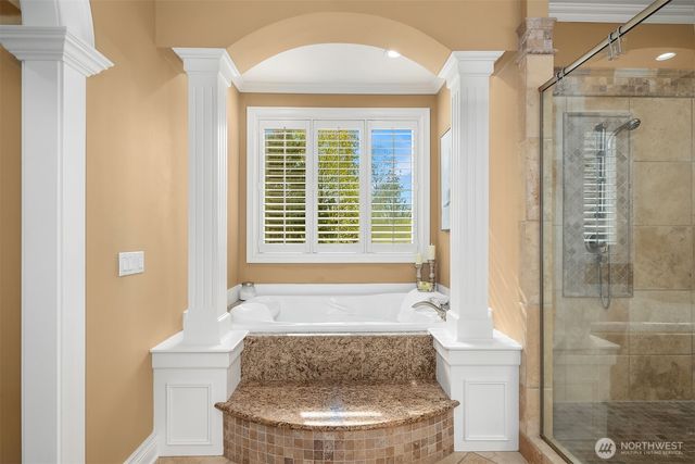 23233 257th Avenue SE, Maple Valley, WA 98038