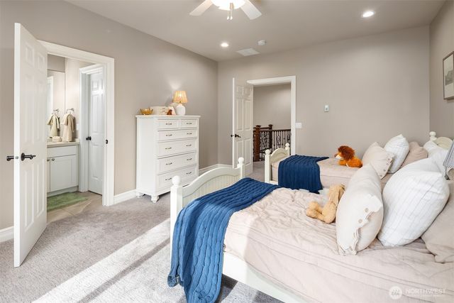 23233 257th Avenue SE, Maple Valley, WA 98038